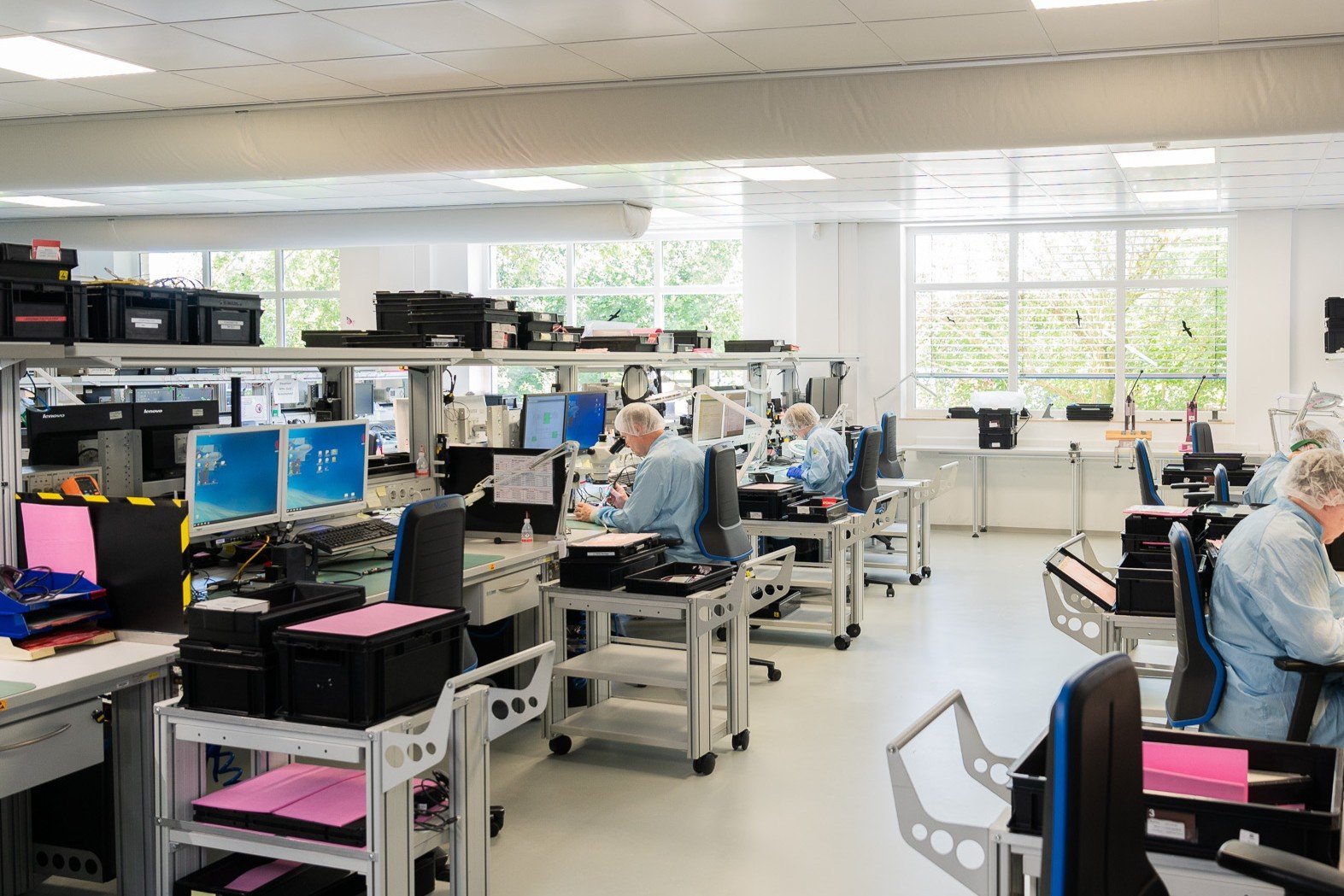 MICRO-EPSILON Optronic fertigt optische Sensoren